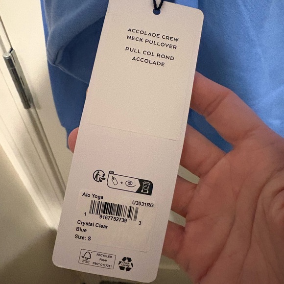 ALO Yoga Accolade Crew Neck Pullover Small Crystal Clear NWT - Picture 6 of 6